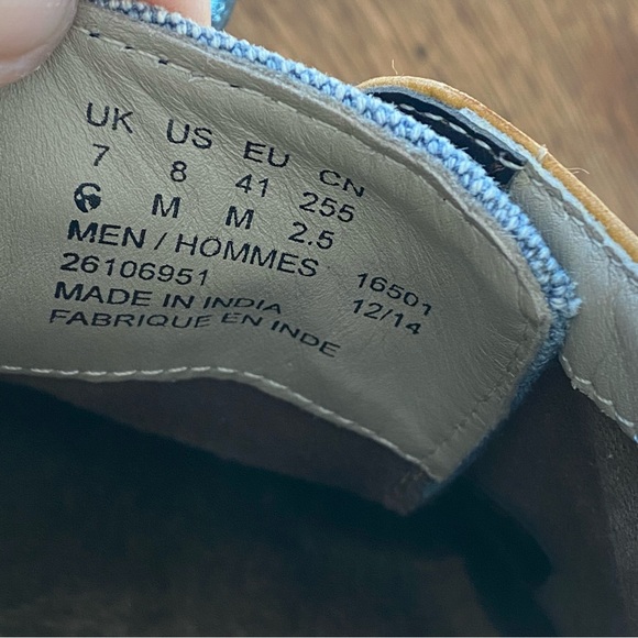Clarks Blue and Tan Brogue Oxfords main image 11